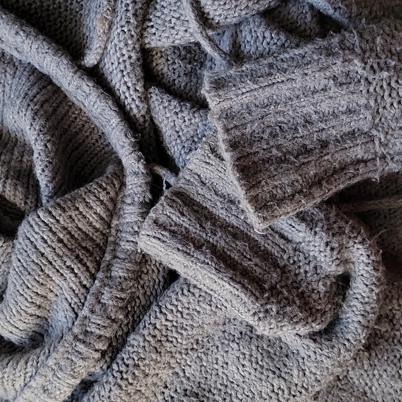 Kenzie cowl neck sweater - Picture 8 of 9